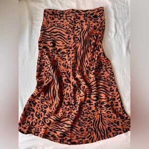 Women’s Forever 21 Leopard Animal Print Orange and Black Midi Skirt, S